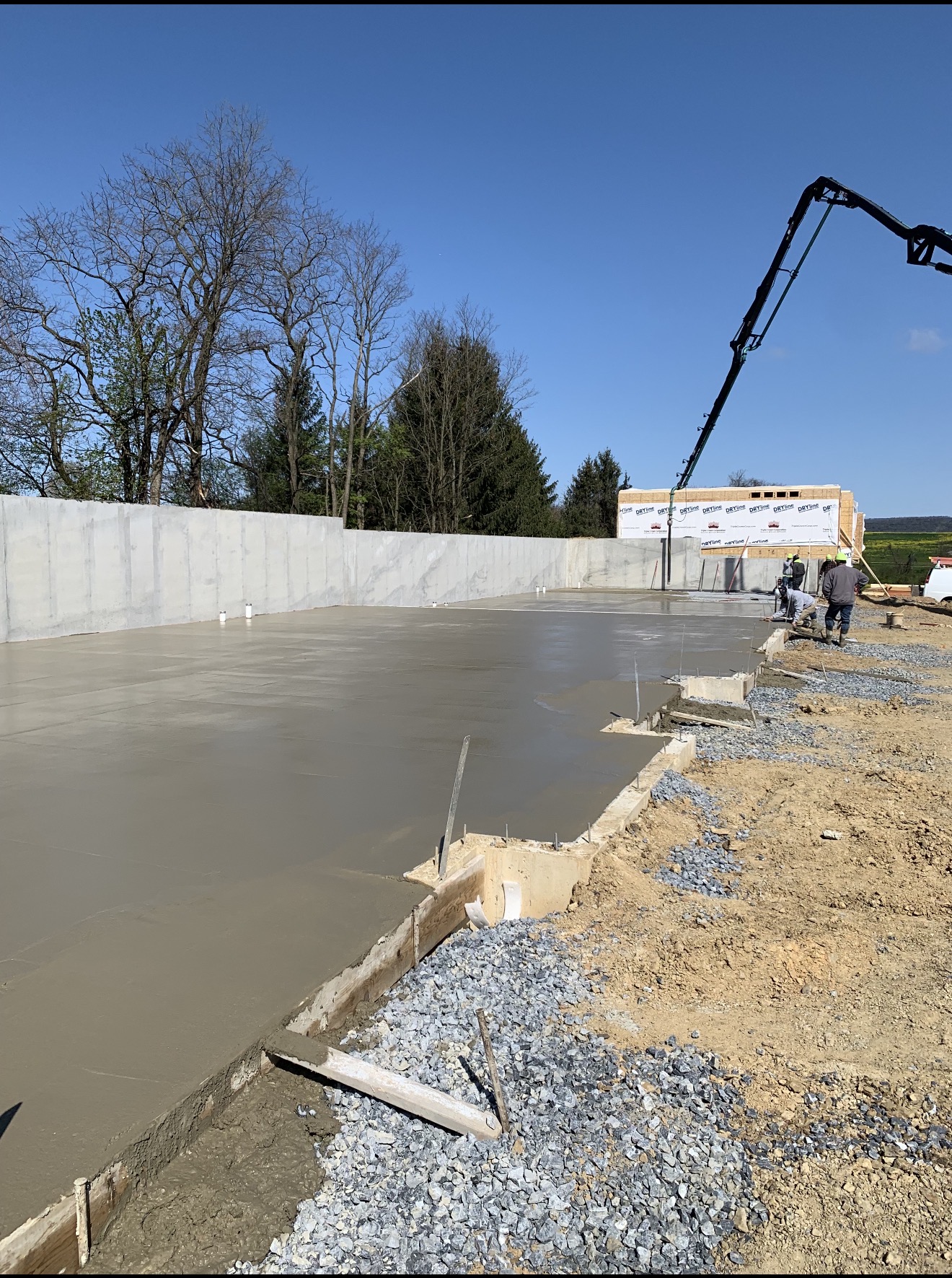 Large commercial basement slab placement